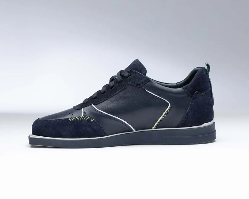 BLUE/WHITE FULL LEATHER DARTS SHOE